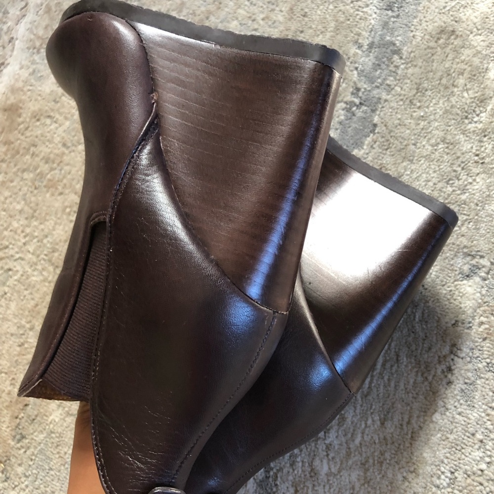 ❄️ Coach Farah Brown Leather Wedge Booties - Picture 4 of 5